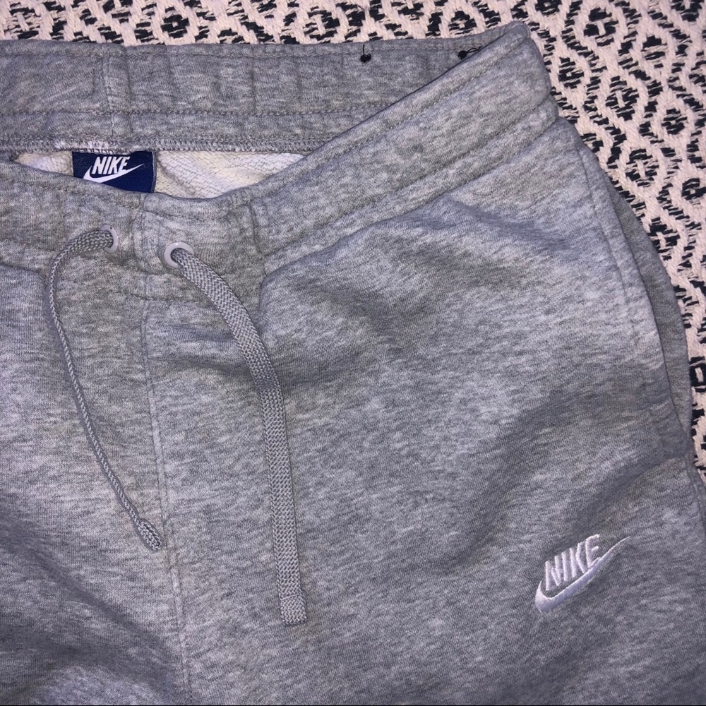 Nike fleece joggers